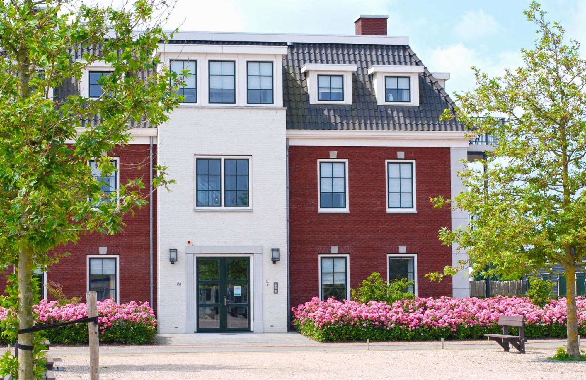 Raadhuis Parc Ganuenta Colijnsplaat Exterior photo
